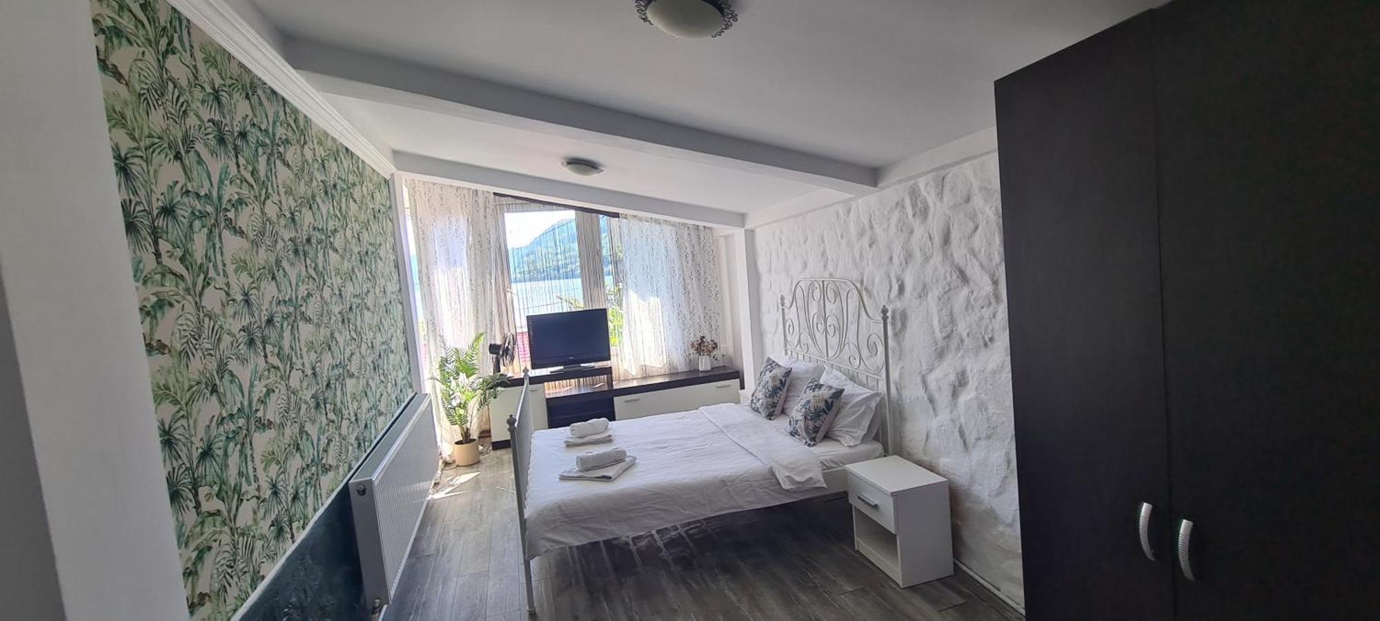 Casa Wanted Orsova Hotel ภายนอก รูปภาพ