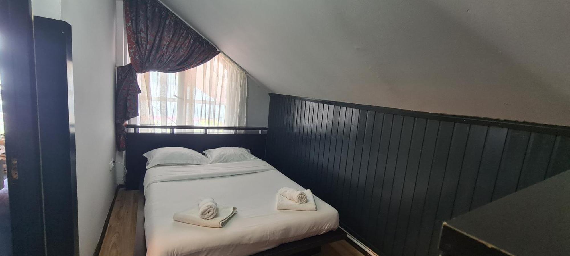 Casa Wanted Orsova Hotel ภายนอก รูปภาพ