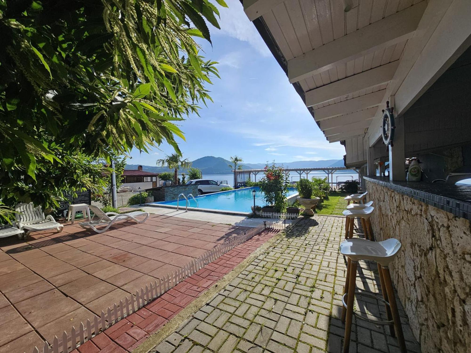 Casa Wanted Orsova Hotel ภายนอก รูปภาพ